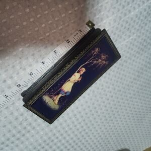 VINTAGE RUSSIAN WOOD LAQUER HAND PAINTED TRINKET JEWELRY BOX